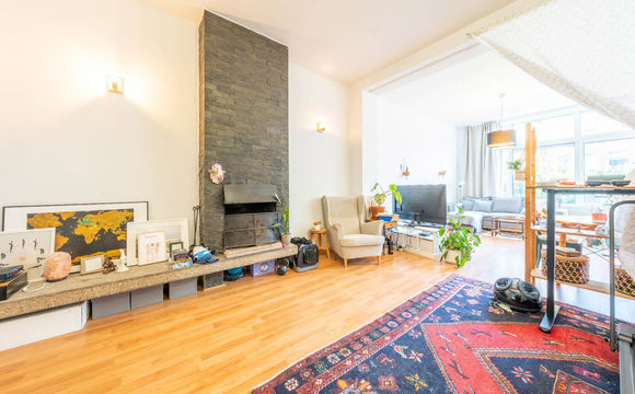 Appartementsgebouw te koop in Elsene