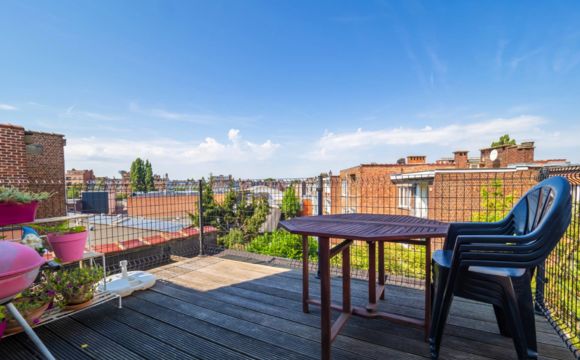 Appartementsgebouw te koop in Evere