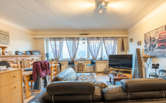 Appartementsgebouw te koop in Evere