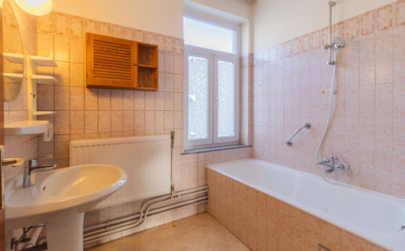 Appartementsgebouw te koop in Wezembeek-Oppem