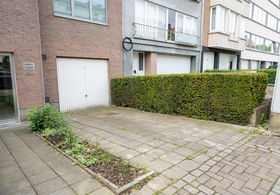 Closed garage for rent in Woluwe-Saint-Pierre