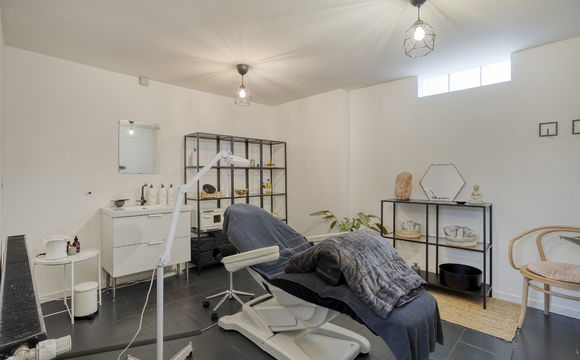 Commercial groundfloor for sale in Kortenberg