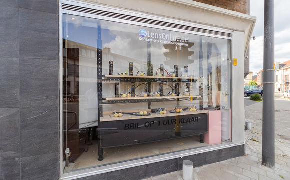 Commercieel gelijkvloers te koop in Sterrebeek