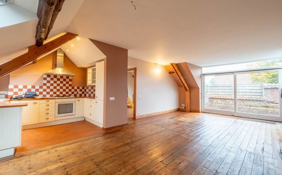 Flat in charming house for rent in Wezembeek-Oppem