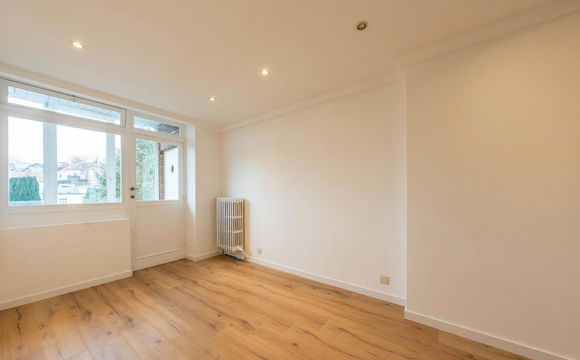 Gebouw voor gemengd gebruik te koop in Oudergem