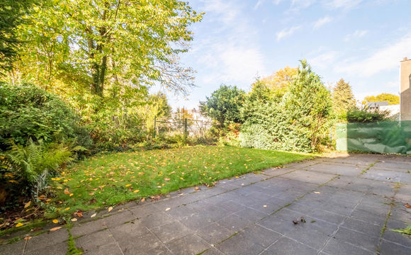 Gelijkvloerse verd. + tuin te huur in Sint-Pieters-Woluwe