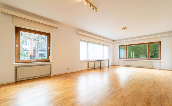 Gelijkvloerse verd. + tuin te huur in Sint-Pieters-Woluwe