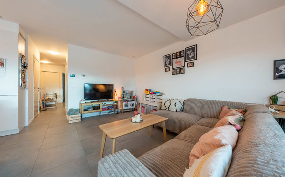 Gelijkvloerse verd. + tuin te koop in Kraainem