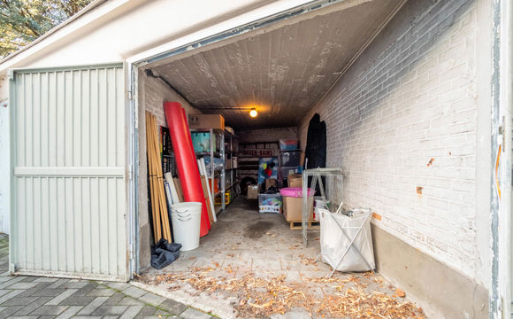 Gesloten garagebox te huur in Sint-Lambrechts-Woluwe