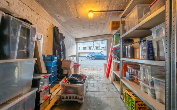 Gesloten garagebox te huur in Sint-Lambrechts-Woluwe