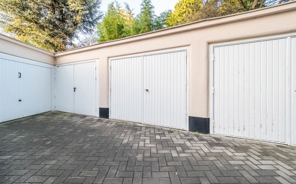 Gesloten garagebox te huur in Sint-Lambrechts-Woluwe