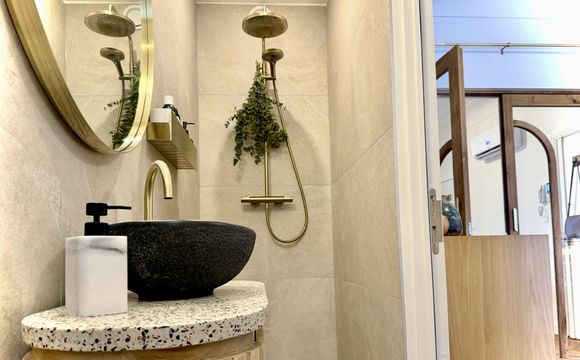 Ground floor for rent in Woluwe-Saint-Pierre