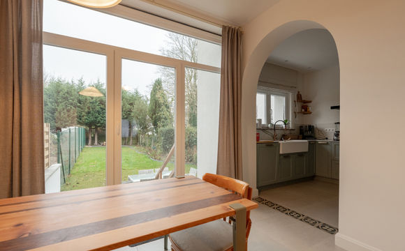 Ground floor for rent in Woluwe-Saint-Pierre