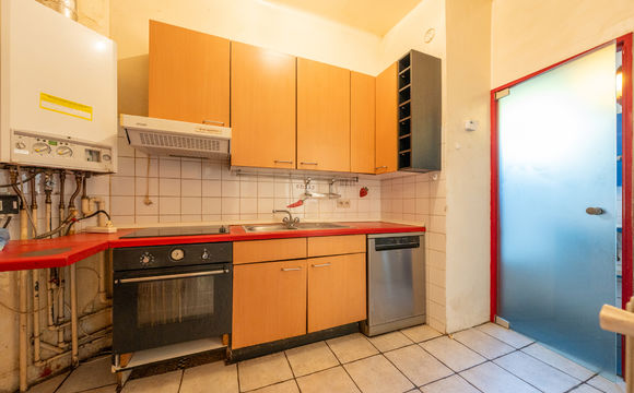 Ground floor with garden for sale in Ixelles
