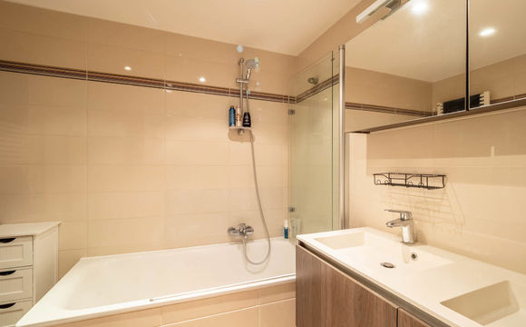 Ground floor with garden for sale in Woluwe-Saint-Lambert