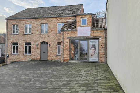 Hairstyle/beautician for rent in Kortenberg