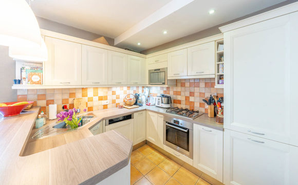 House for sale in Kraainem