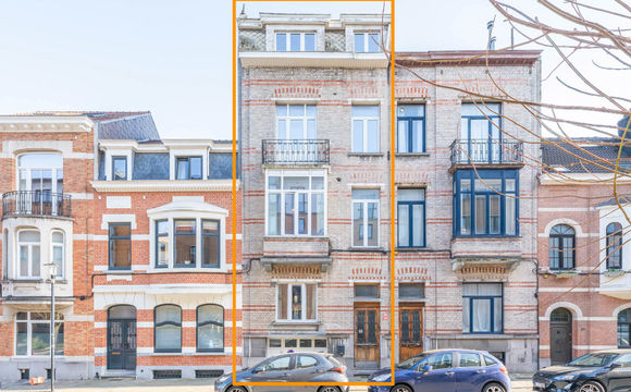 Immeuble à appartements à vendre a Ixelles