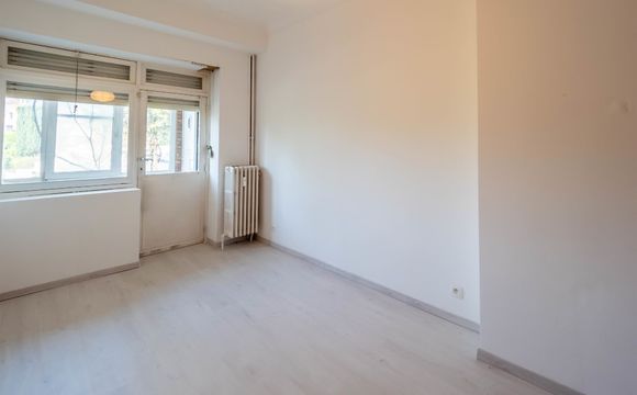 Immeuble mixte à vendre a Auderghem