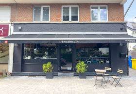 Individual shop for sale in Wezembeek-Oppem