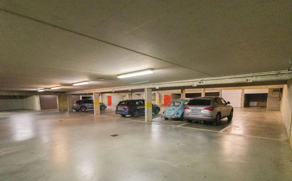 Inside parking for rent in Woluwe-Saint-Lambert