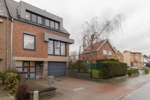 Maison à louer a Woluwe-Saint-Étienne