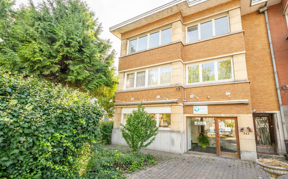 Multi-purpose building for sale in Auderghem
