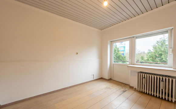 Multi-purpose building for sale in Auderghem