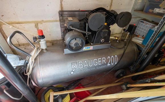 Parking intérieur à louer a Woluwe-Saint-Pierre