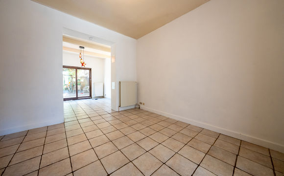 Rez-de-ch. avec jardin à vendre a Ixelles