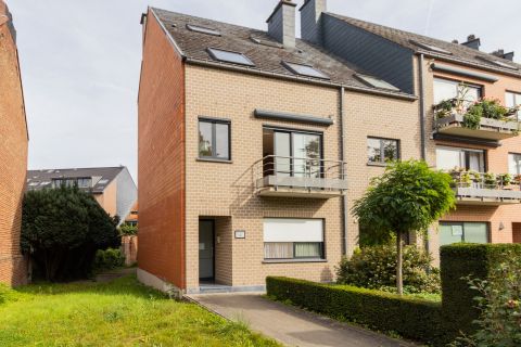 Triplex à louer a Sterrebeek