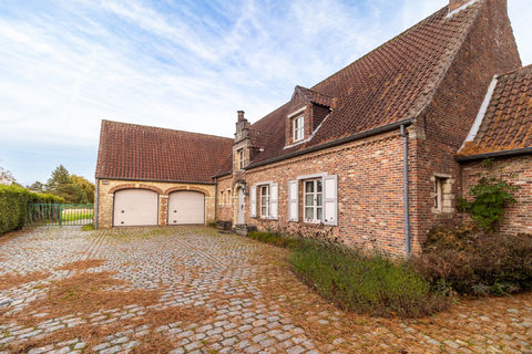 Villa à vendre a Sterrebeek