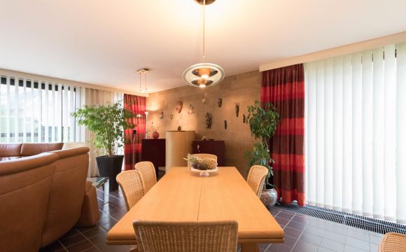 Villa for rent in Sint-Stevens-Woluwe