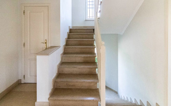 Villa for rent in Sterrebeek