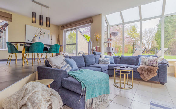 Villa for rent in Sterrebeek