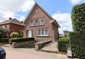 Villa for rent in Sterrebeek