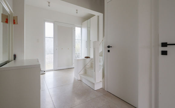 Villa for rent in Sterrebeek