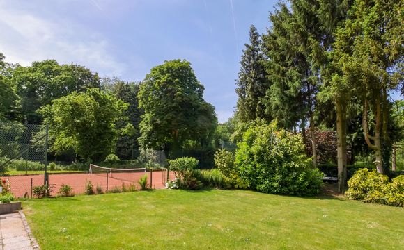 Villa for rent in Wezembeek-Oppem