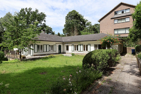 Villa for sale in Kraainem